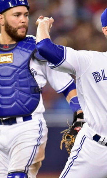 Martin, Donaldson lead Blue Jays past McCullers, Astros 7-4 (Jul 06, 2017)